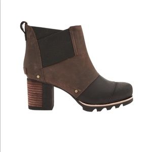Sorel Addington Booties